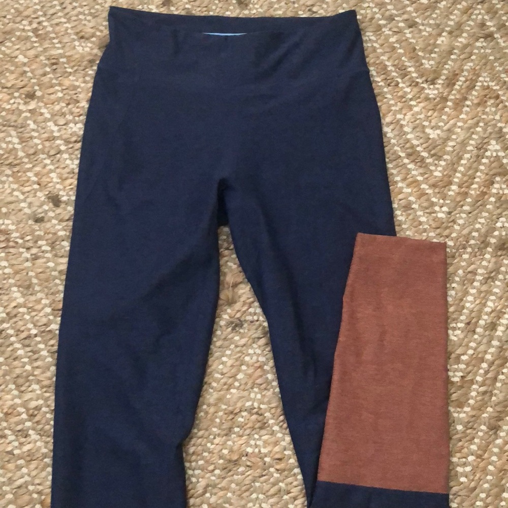 OUTDOOR VOICES leggings size SMALL